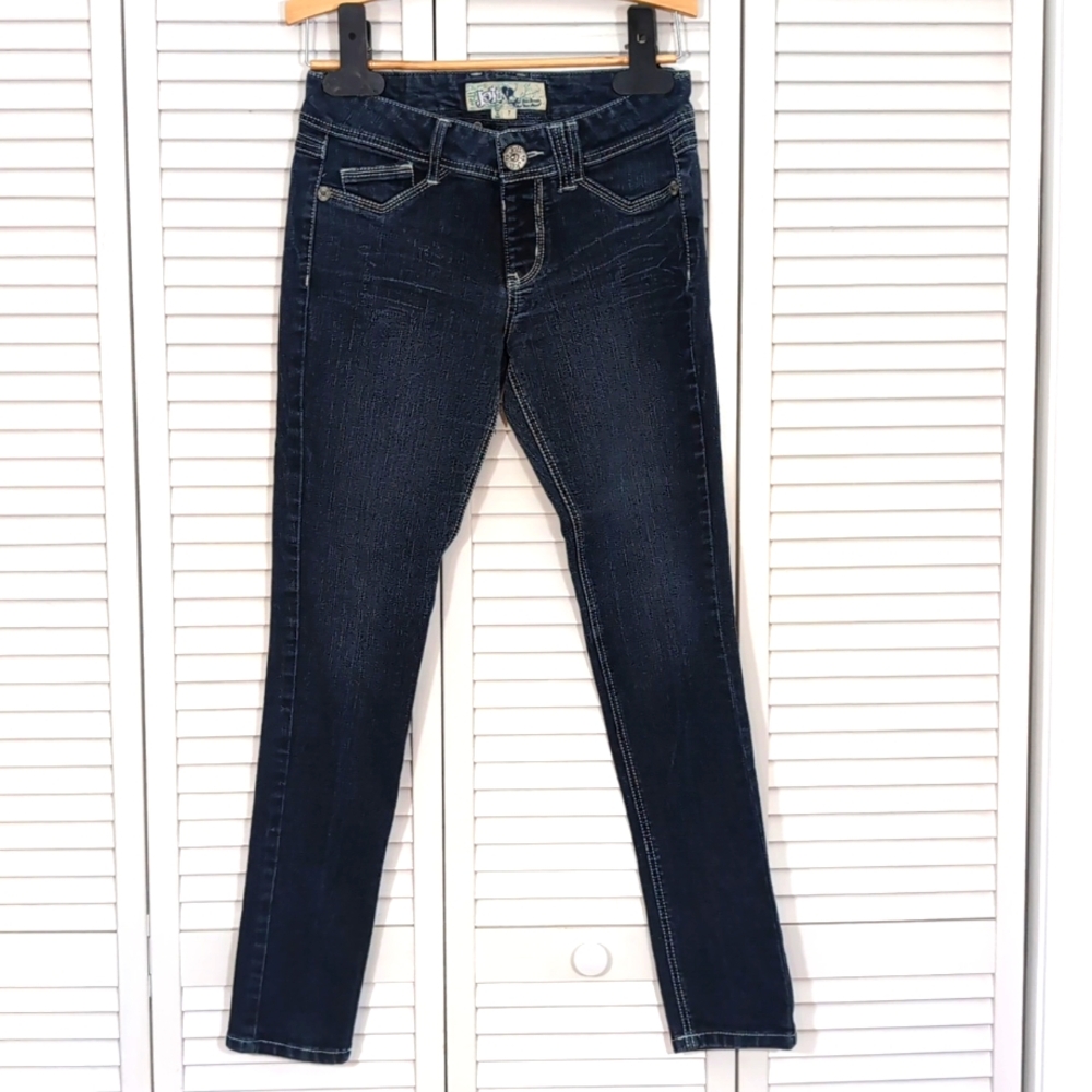 Jolt Blue Jeans Denim Jeggings White Embelished Topstitching Size 7